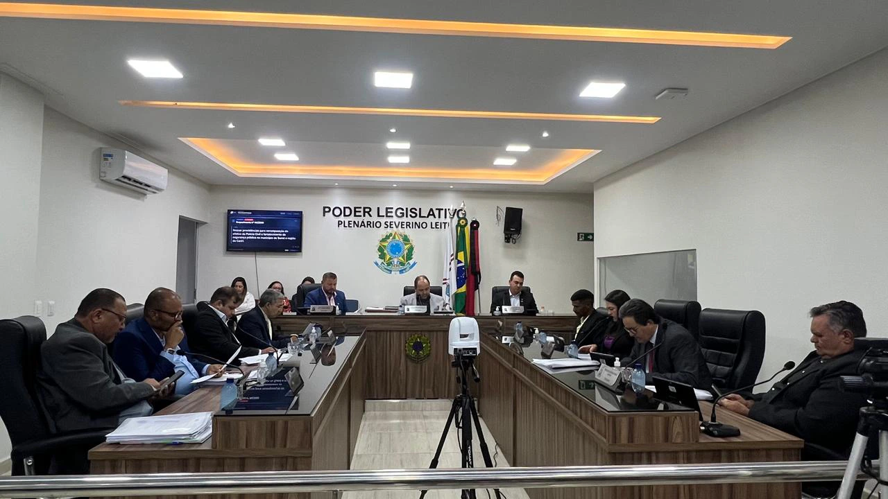 Câmara de Sumé retoma atividades legislativas com sessão ordinária após recesso parlamentar