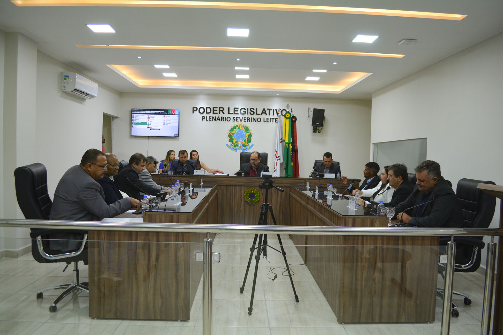 Câmara de Vereadores realiza sessão ordinária e debate assuntos de interesse da população de Sumé
