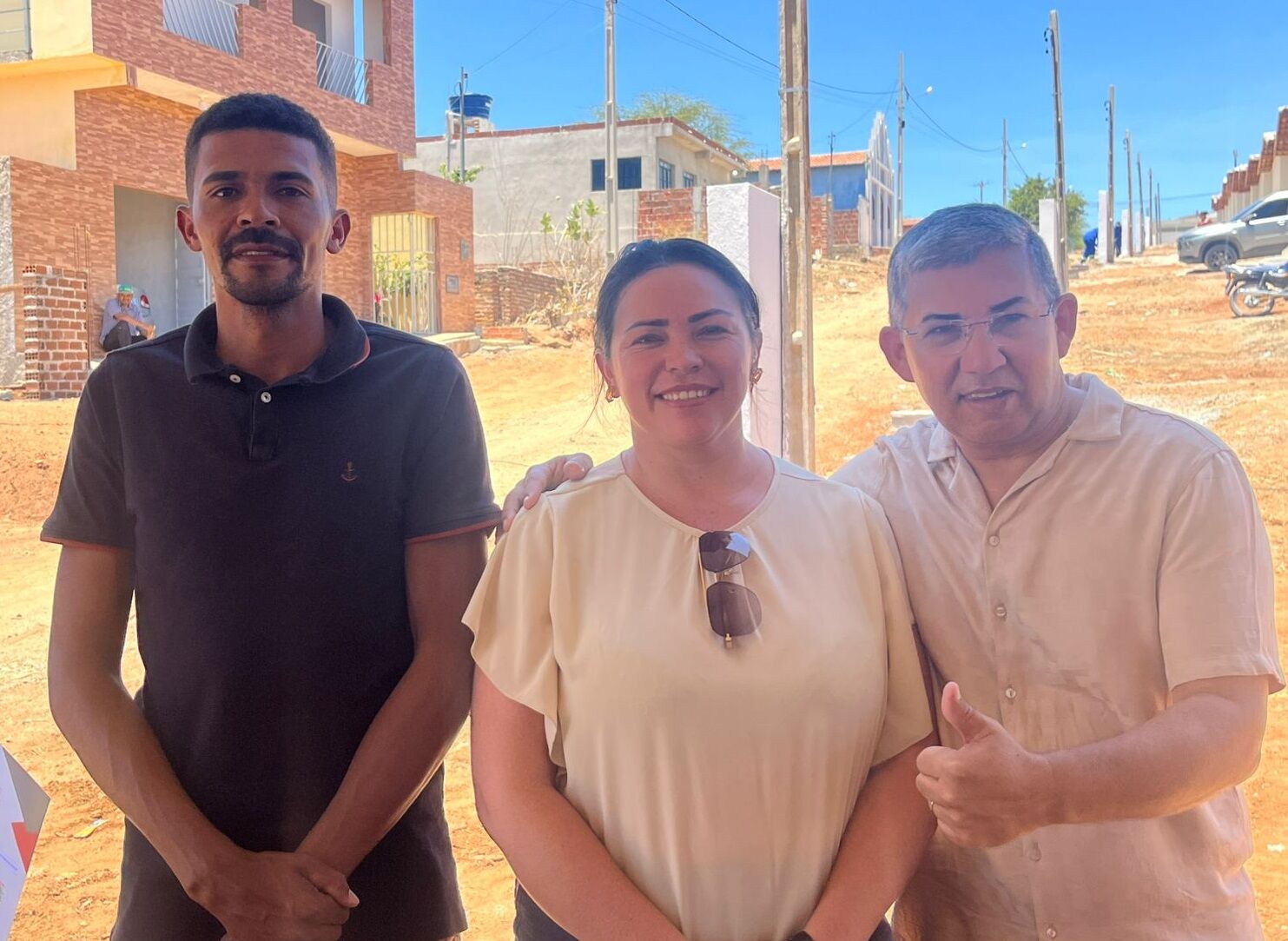 Vereadores prestigiam entrega de novas moradias do Programa Habitacional em Sumé